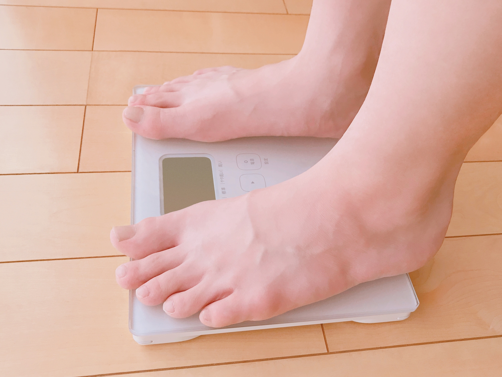 【体重計】タニタの体脂肪計・体組成計FS-101とBC-758を徹底比較